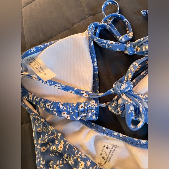 BLUE TWO PIECE BATHING SUIT WITH COVERUP - Picture 2 of 9